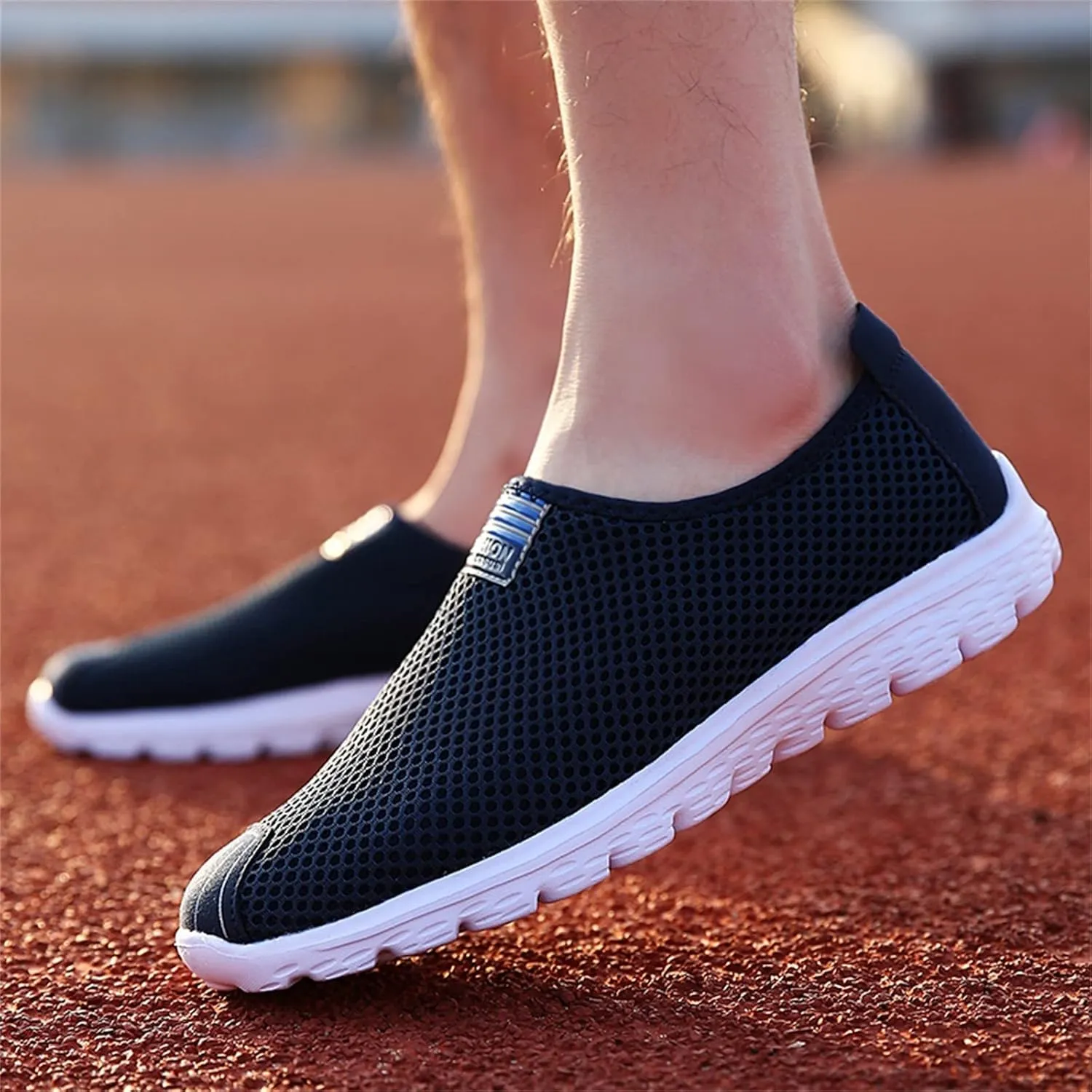 Men's Casual Shoes Workout Shoes Men Running Shoes Lightweight Tennis Shoes Non Slip Breathable Mesh Walking Sneakers